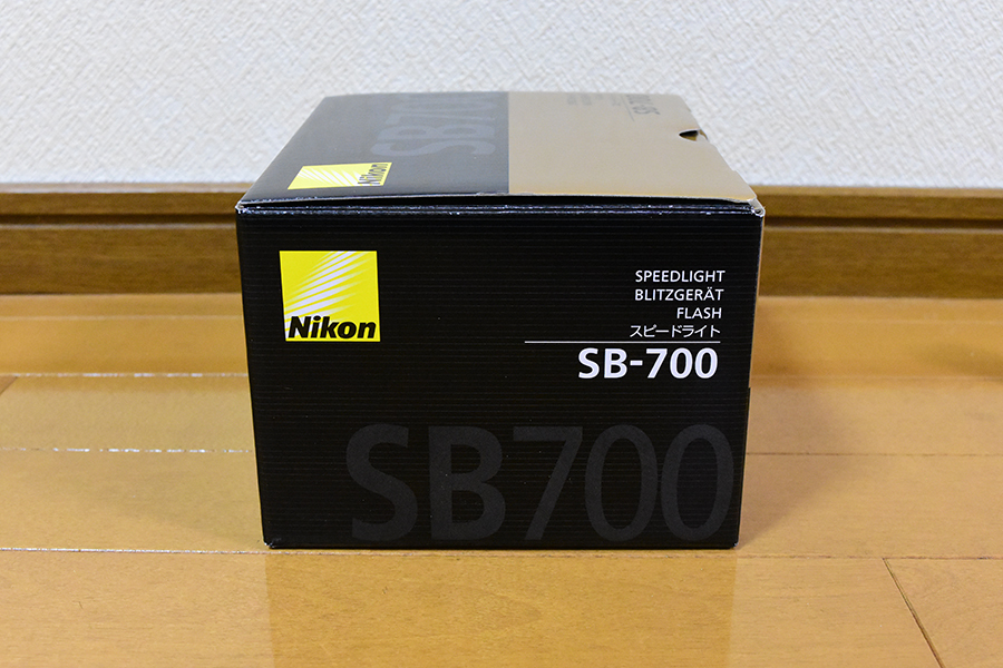 ニコンスピードライト【SB-700】開封してみましたー: ピコの日記 ニコンスピードライト【SB-700】開封してみましたー: ピコの日記